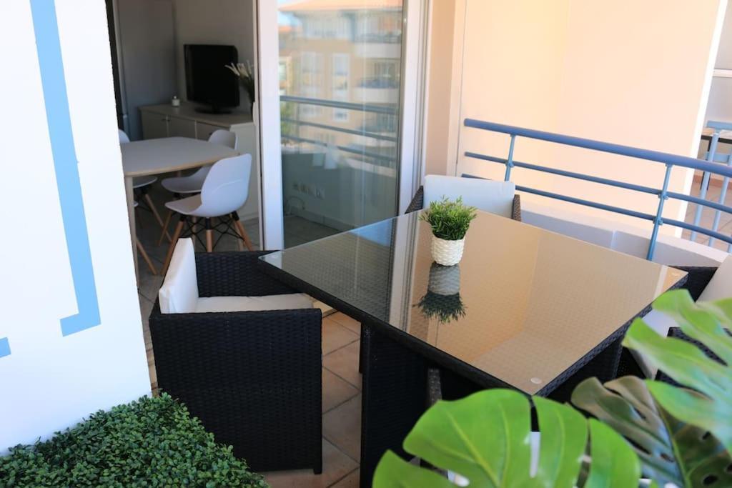 Port-Frejus, Le Paladien, Appartement 2 Pieces Climatise, Terrasse & Parking Exterior foto